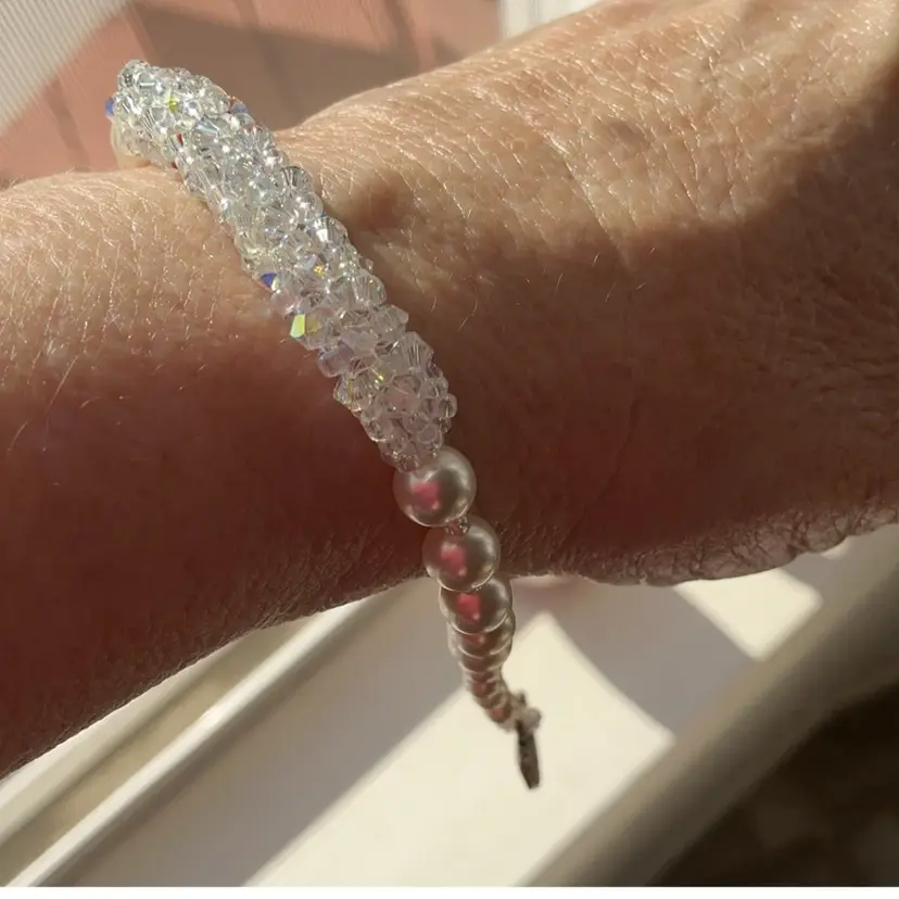 Swarovski Crystal Bead & White Pearl Bracelet with Toggle Artisan Made 8”