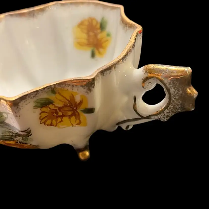 Delicate Tea Cu Yellow Flowers Gold Trim 3 Legged