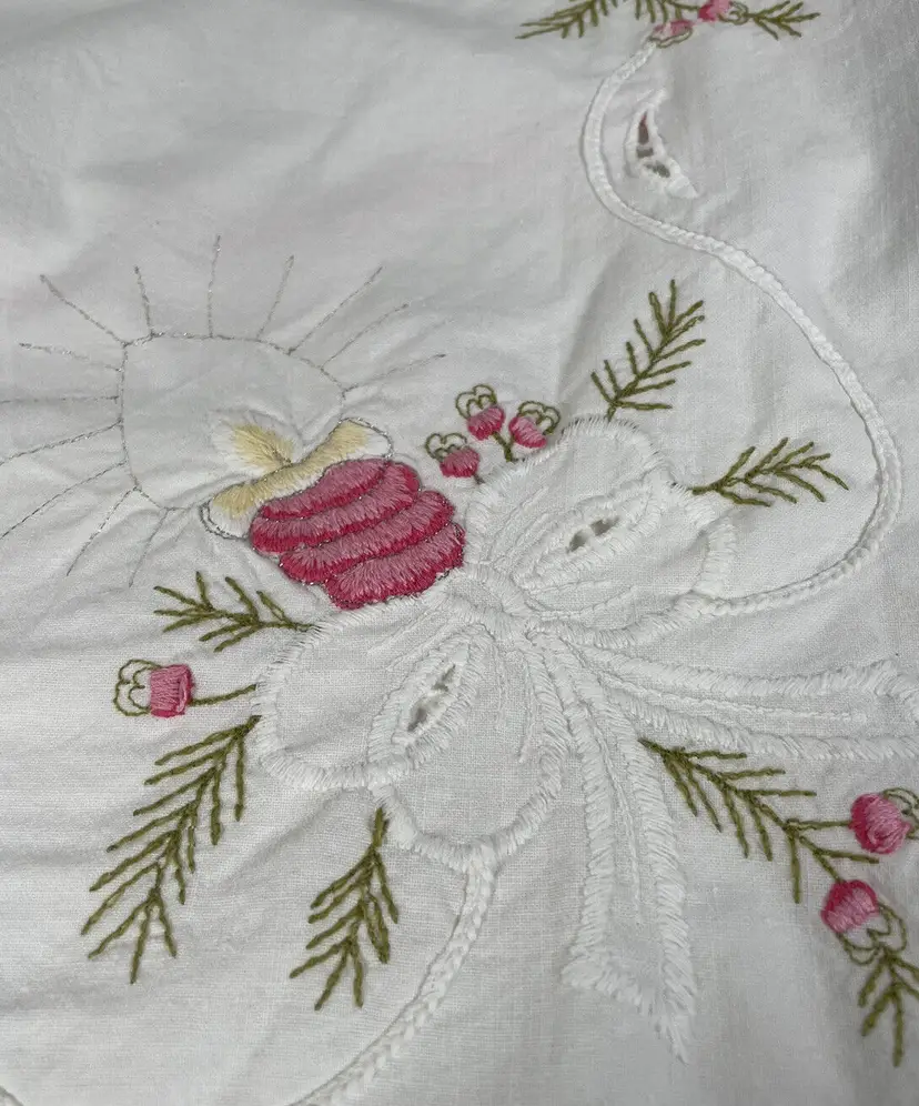 Vintage Embroidery Table Cloth Pink Green White Floral Boho Shabby Chic 30x30