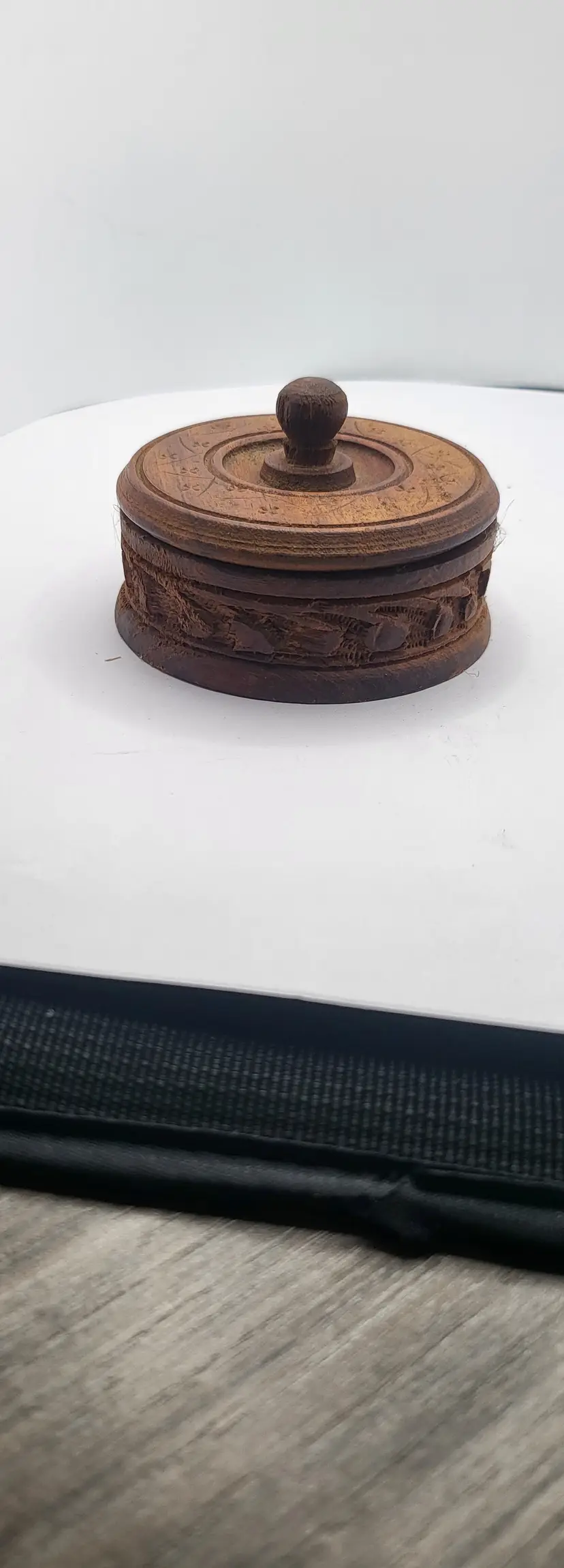 Vintage Carved Wooden Trinket Box 3"