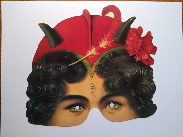 Vintage Devil Woman Eye Mask Red Horns Feather Costume Party