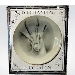 Antelope Plate Gold Trim 4” Greenbrier International Small Vintage READ