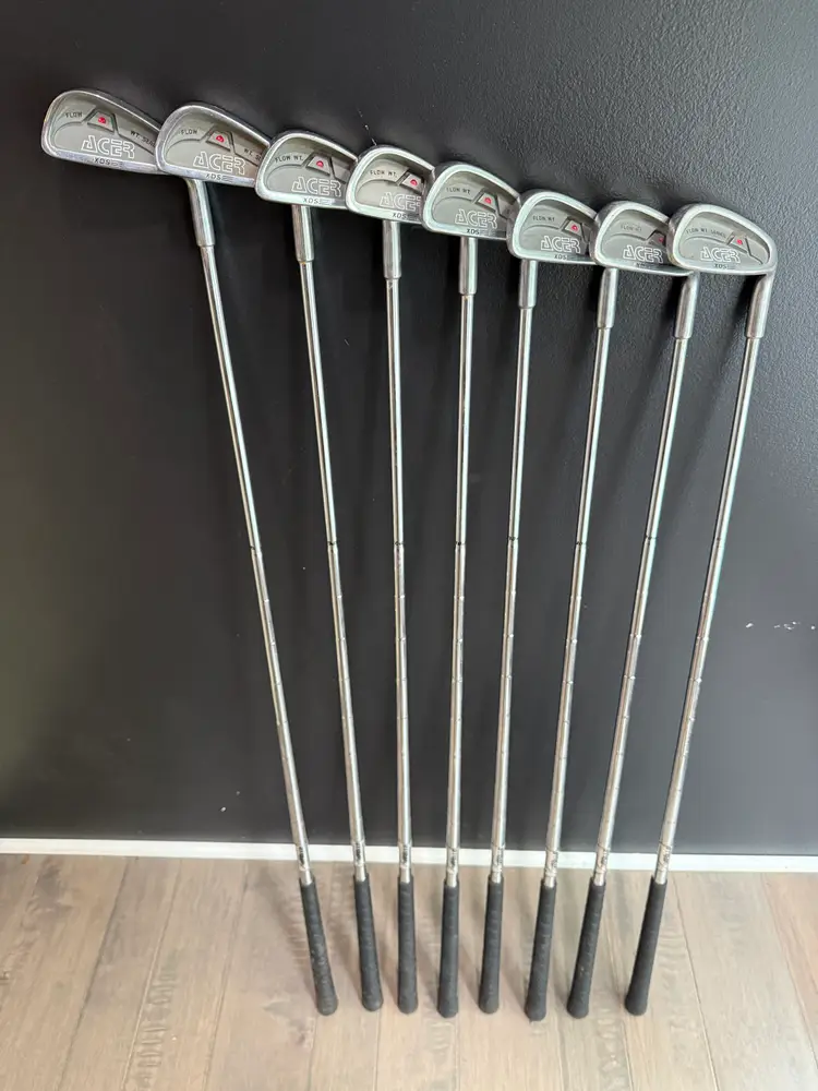 Acer W.T. Series XDS 3-P Iron Set Regular Flex