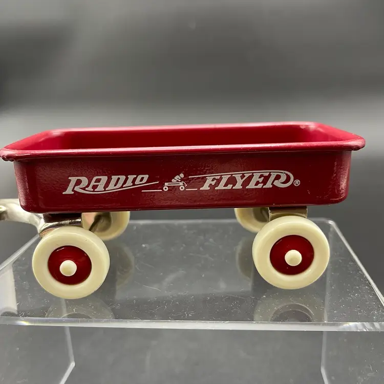 Miniature Metal Radio Flyer Red Wagon Dollhouse Toy