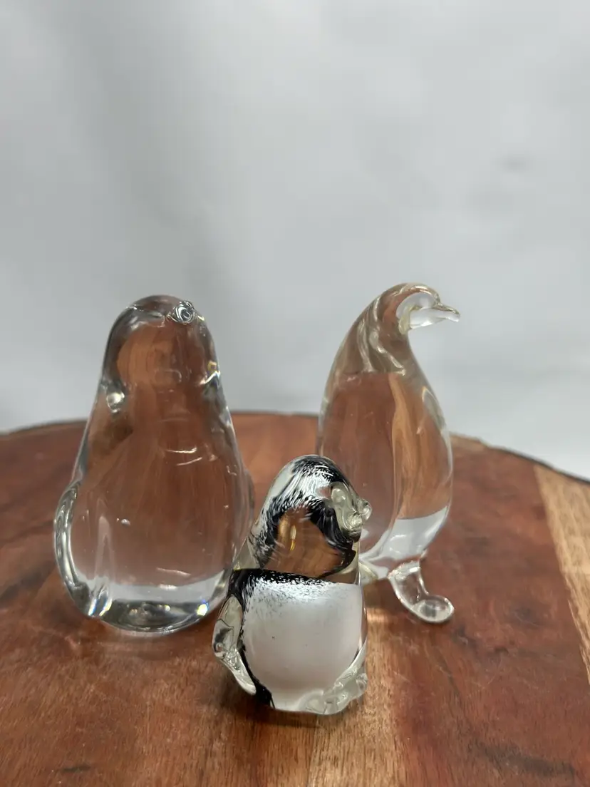 Art Glass Penguin Family Lot Of 3 Paperweights Controlled Bubble