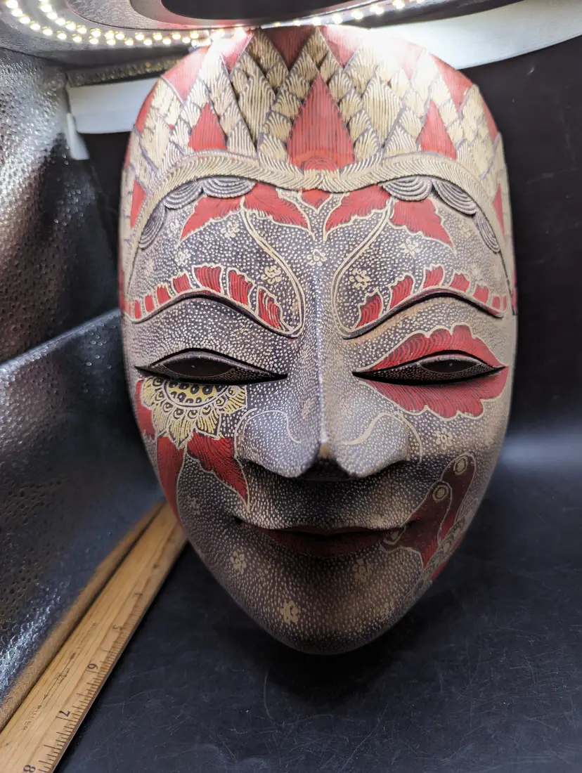 Vintage TOPENG BATIK PANJI Wall Décor Balsa Wood FACE MASK made in INDONESIA