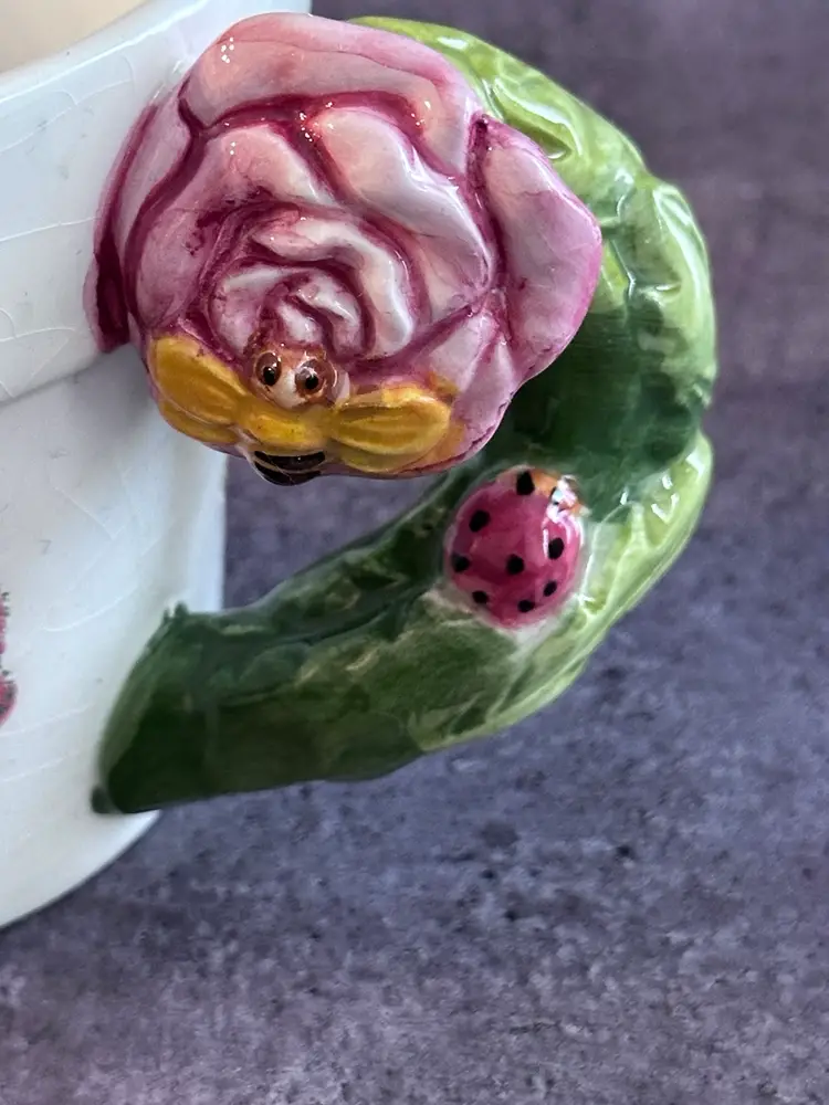 World Bazars Butterfly  Floral Lady Bug Mug