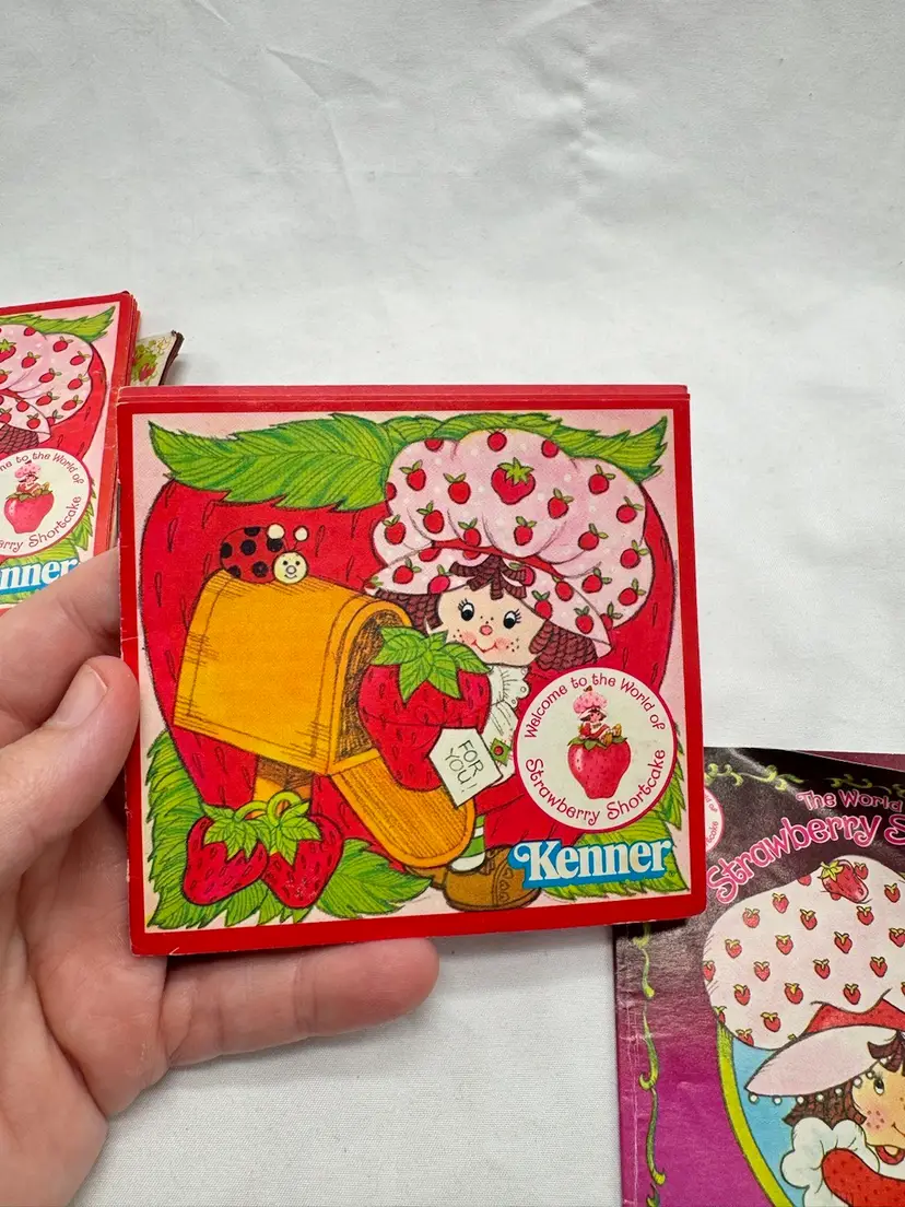 VTG Strawberry Shortcake Toy Pamphlets