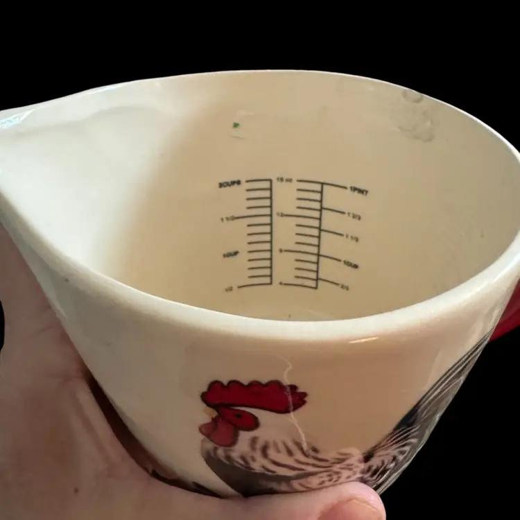 LTD Commodities LLC ROOSTER 2 cup measuring cup *READ*