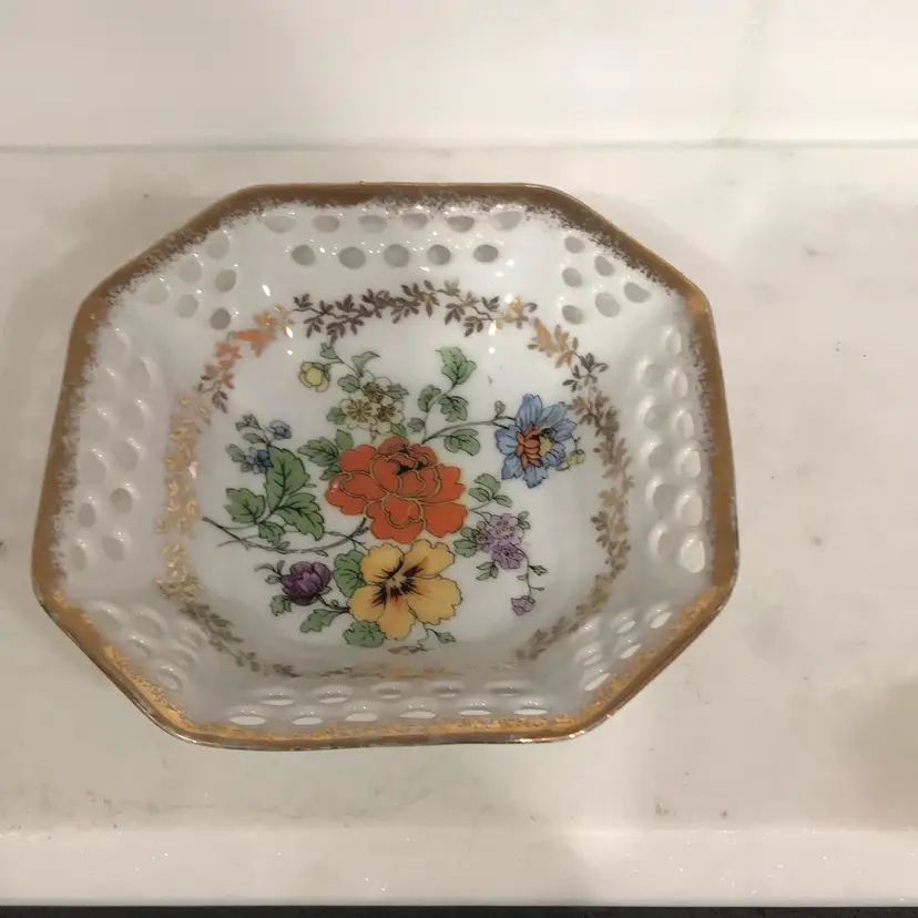 W Germany Small Trinket Flowers And Gold Trim