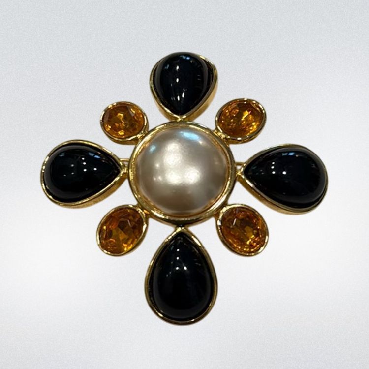 Vintage Y2K Joan Rivers Maltese Cross Black & Amber Glass Stones w/ Faux Mabe Pearl, 2.5”