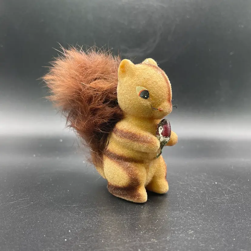 Flocked Squirrel Faux Fur Tail Acorn Miniature Figurine Fall Autumn VTG Kitsch