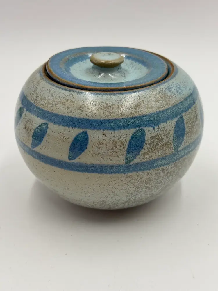 Kamini Greece Studio Pottery Blue And Sand Glaze Round Lidded Bowl Sugar Dish