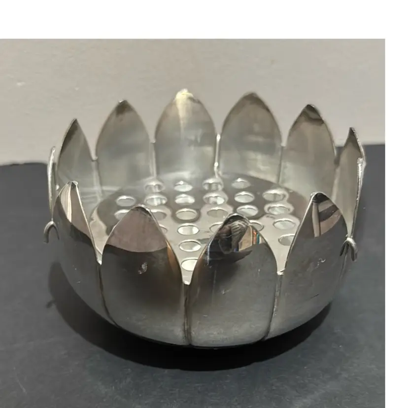 Mid-Century Leonard Lotus Flower Frog