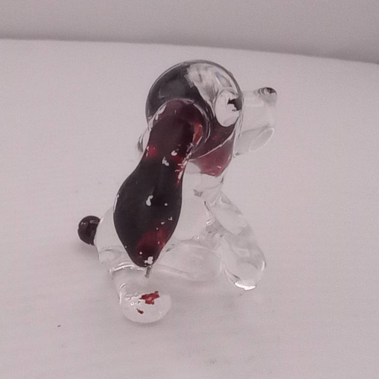 #01 Mini glass basset hound figurine