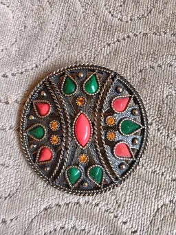 Vintage Emmons Round Brooch/Pendant with Coral, Green & Orange Stones
