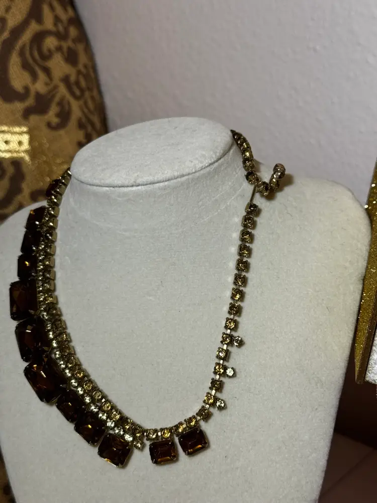 Vintage Brown Rhinestone Necklace 16”