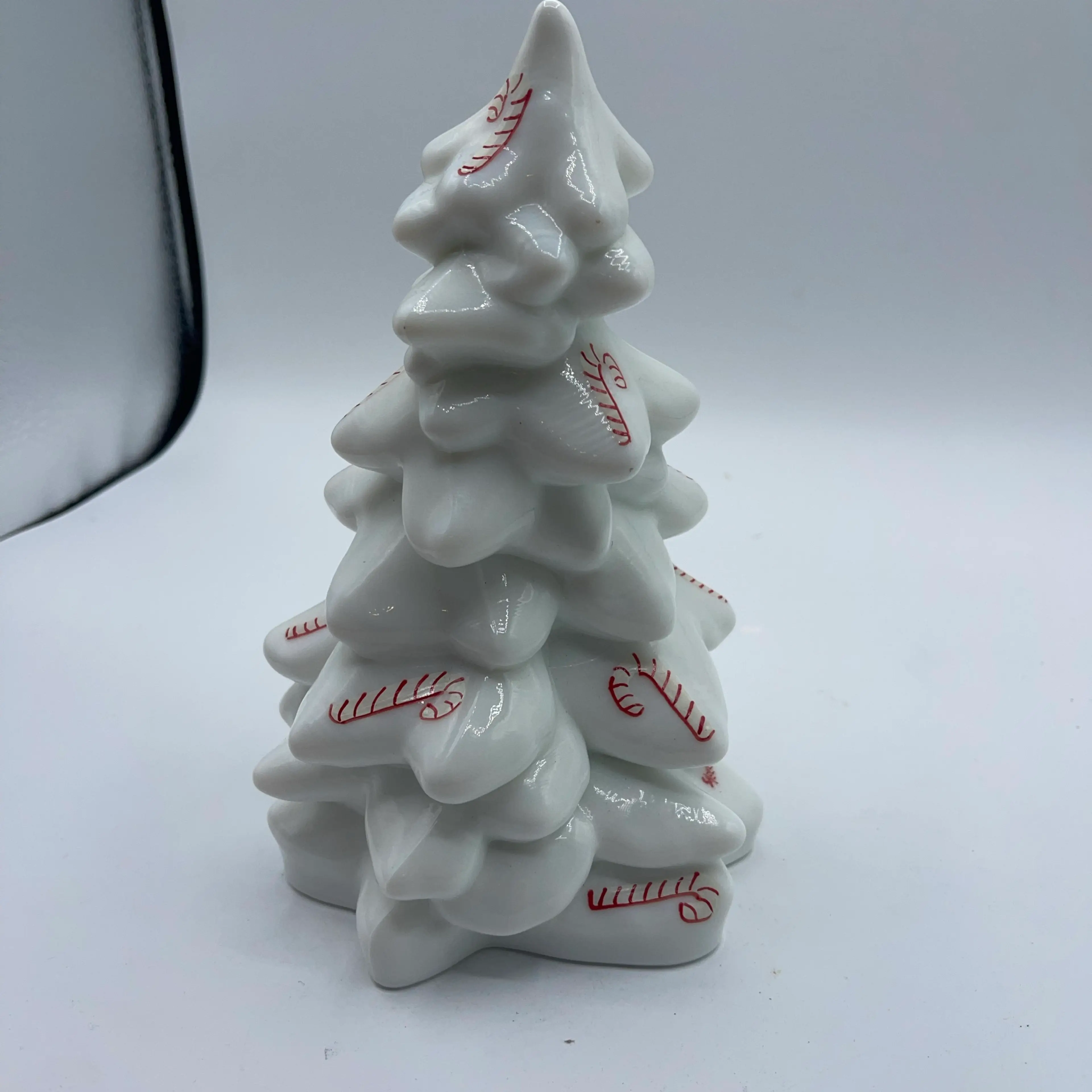 Image 2 of 8