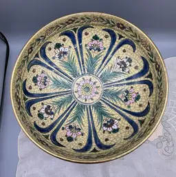 Vintage Japanese Satsuma-Style Crackle-Glaze Porcelain Centerpiece Bowl 8x3.5” Signed