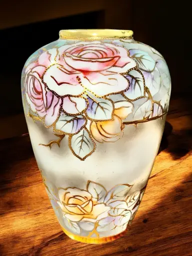 Just the finer things in life… FOR SALE 🥰🩷