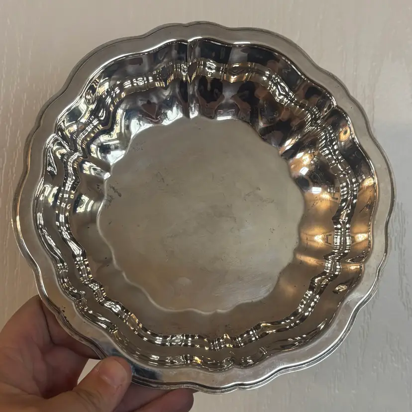 Vintage Oneida Silver Plated Scalloped Dish Tray