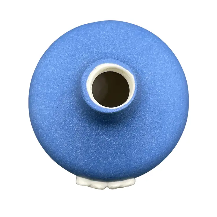 Highbank Porcelain Lochgilphead Scotland Small Blue White Celtic Knot Vase