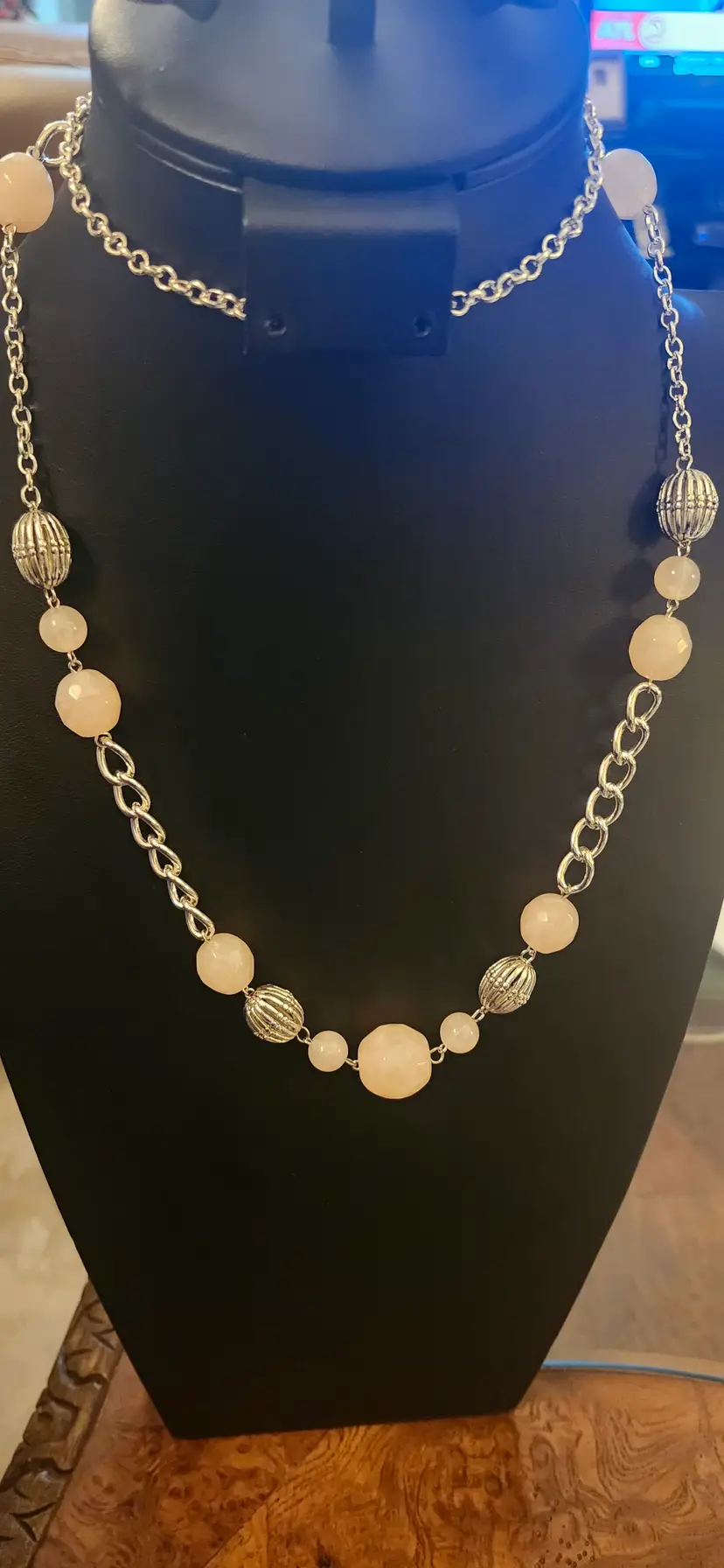 Chic Pink & Silver Bead Necklace