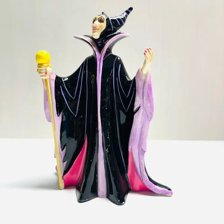 Vintage Disney MALEFICENT Ceramic Figurine Sleeping Beauty Villain Japan