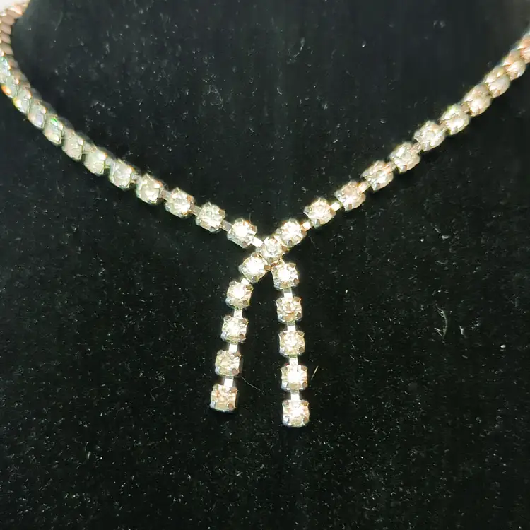 Vintage Y Shape Rhinestone Silver Tone Choker Necklace