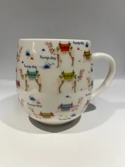 Pfaltzgraff "Hump Day" Camel Mug- 18 Oz. Tag- 4”