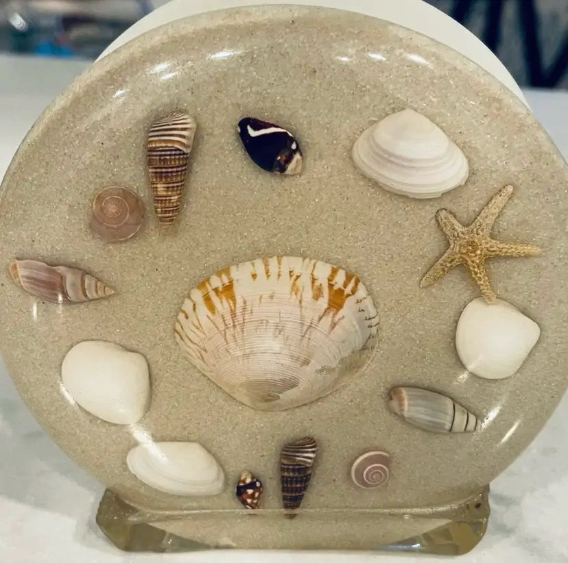 Vintage, Lucite/Acrylic/Resin, Napkin/Letter Holder, Beach, Authentic Shells/Sand, Unique Designs, USA