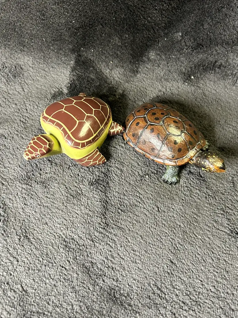 Set of 2 Very Cute Mini Hand Crafted/Hand Painted Wooden Turtles