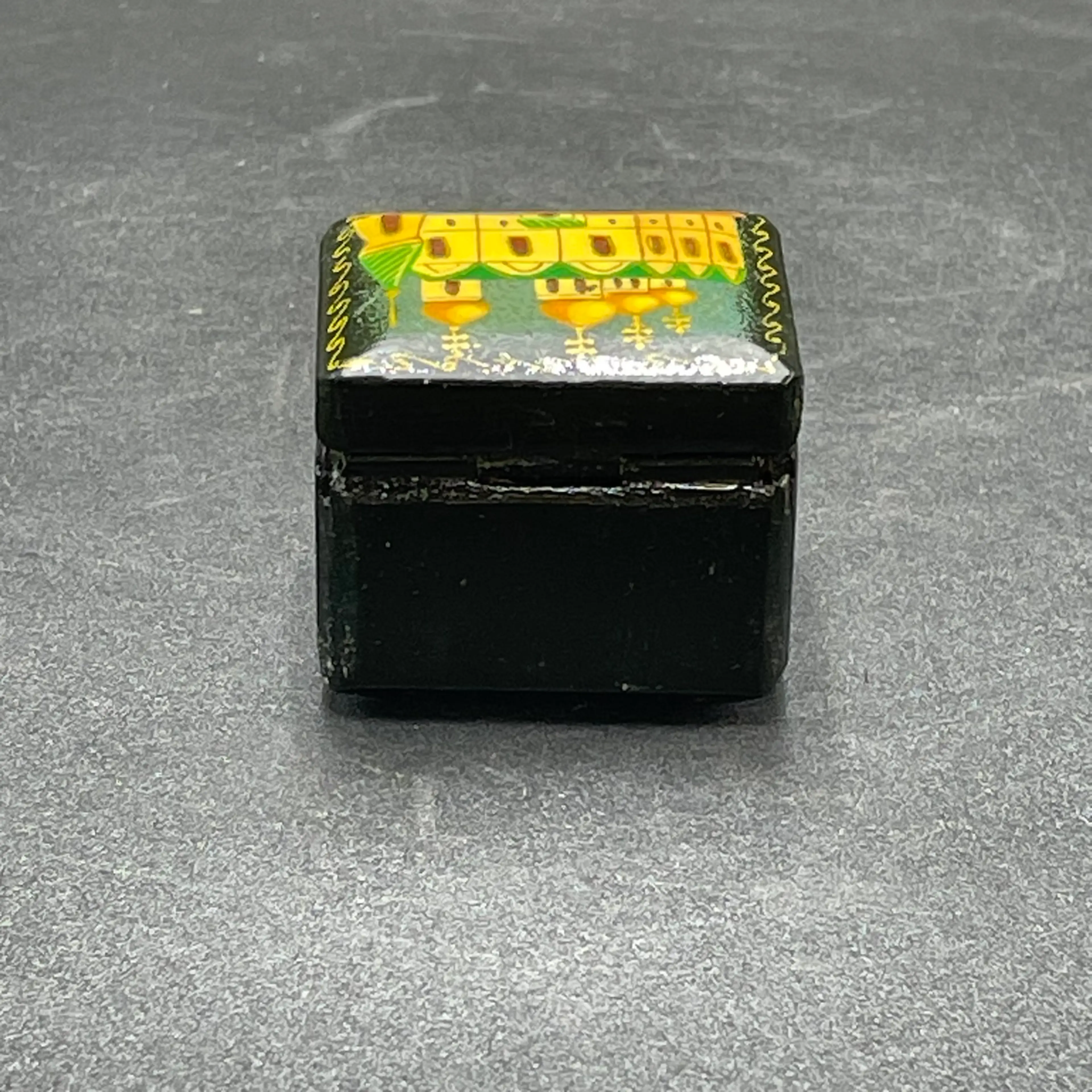Image 4 of 10
