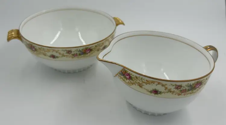 The Windsor Shape Meito China Japan Creamer And Sugar Dishes