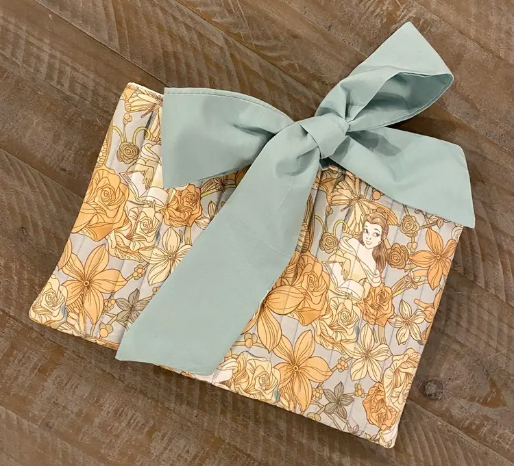 Quilted Floral Belle Book Sleeve