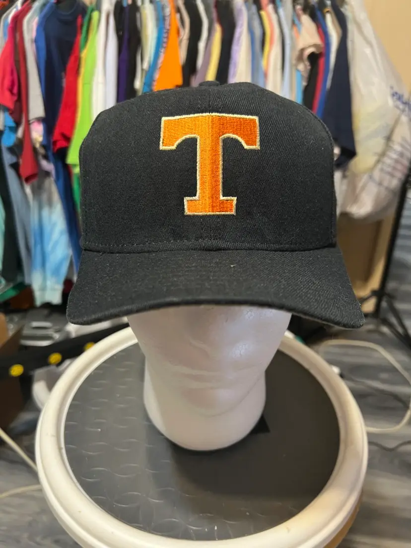Vintage Tennessee Volunteers Fitted Size 7 1/2 Hat