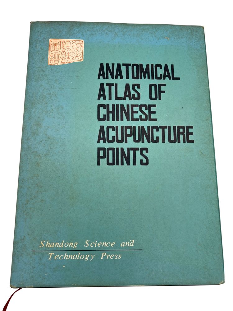 1982 Anatomical Atlas of Chinese Acupuncture Points DJ 265pp Color Plates 1st Ed