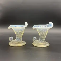 Vintage Fenton Hobnail Opalescent Cornucopia Horn Of Plenty Vase Set Of Two 3.5 In H