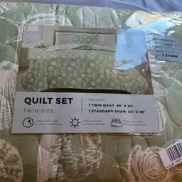 NEW Laura Ashley TWIN Size Linley Quilt & Sham Set Green Sea Shell NIP