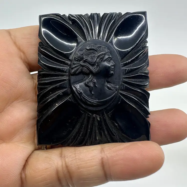 Vintage 1930s Black Bakelite Cameo Brooch