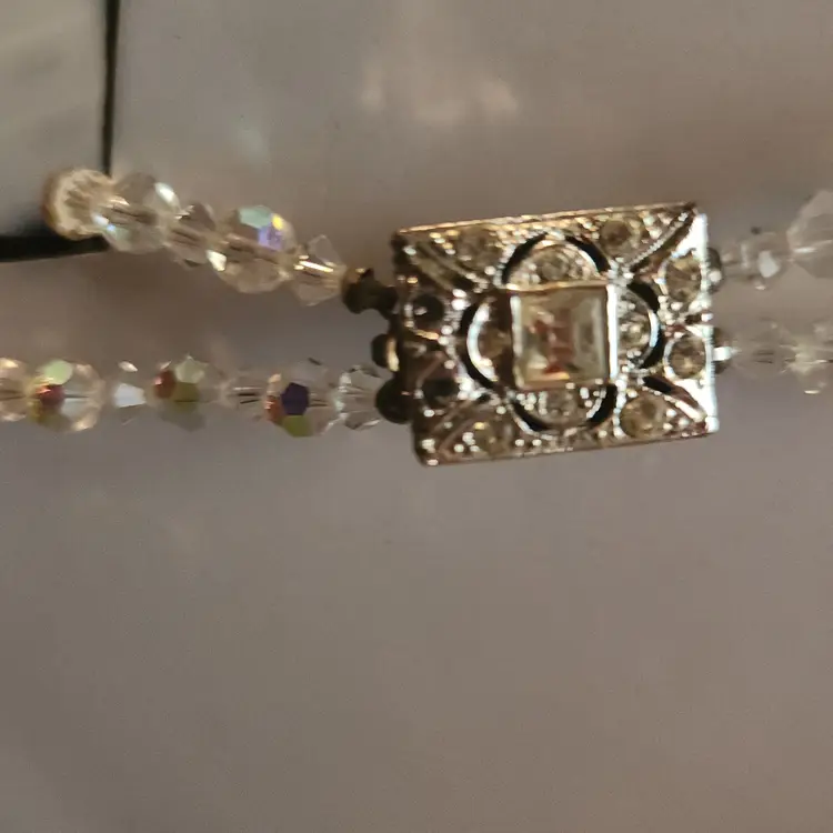 Vintage aurora borealis glass crystal necklace art deco style