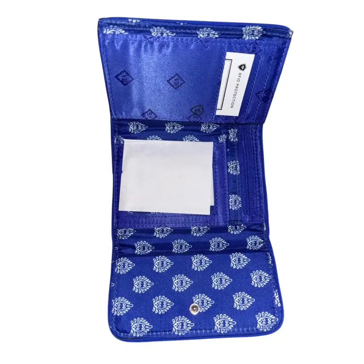 Vera Bradley RFID Wallet In The Romantic Paisley Pattern