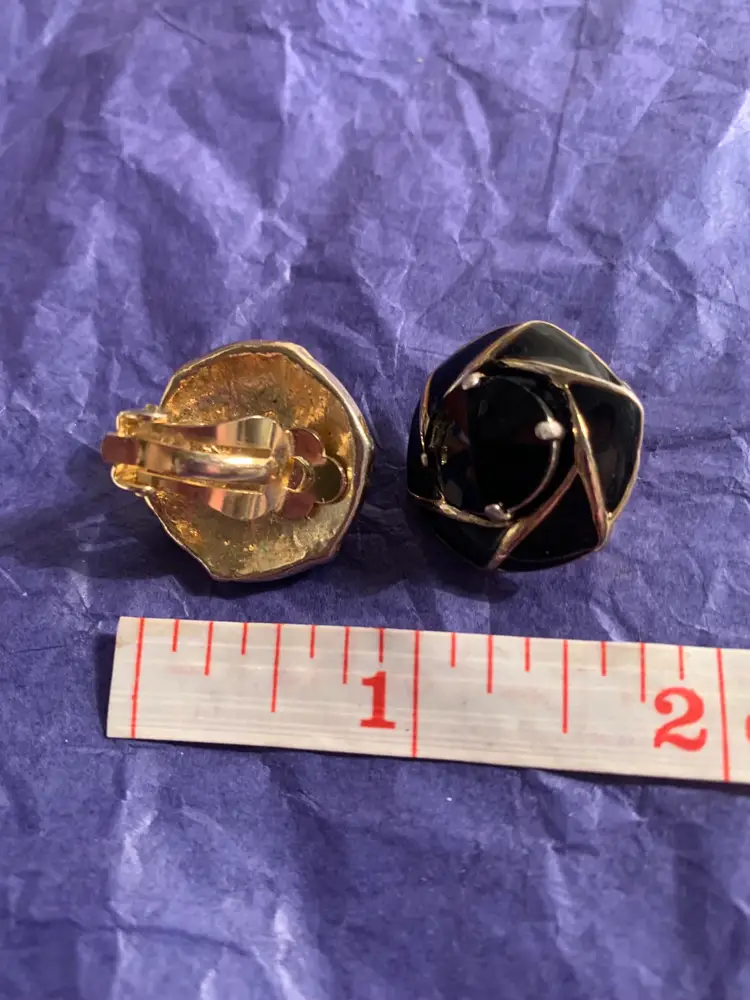 Vintage Black Enamel Faceted Glass Clip-On Earrings Gold Tone 80s 90s 