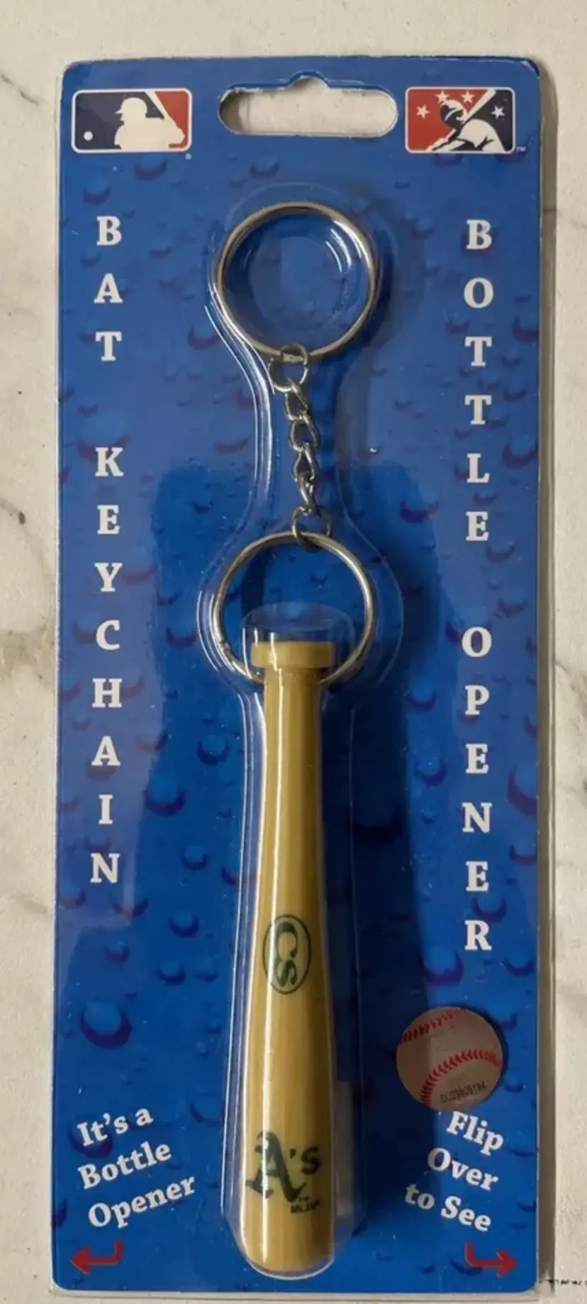 MLB Oakland Athletics - Baseball Bat and Bottle Opener Keychain - NEW