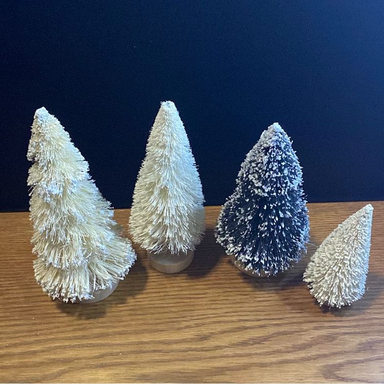 Bottle Brush Christmas Tree Lot Of 4