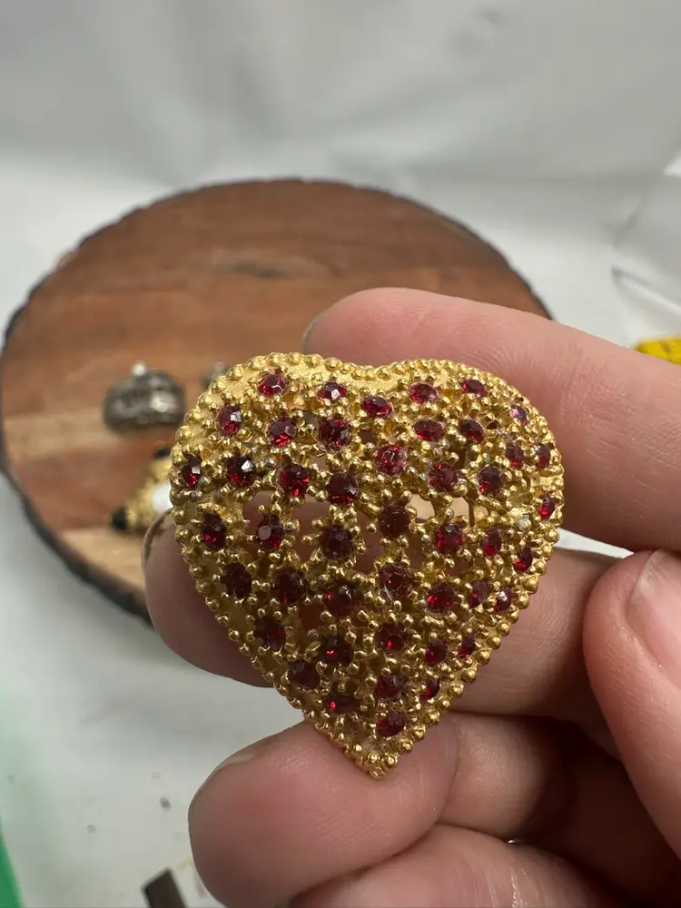 Vintage Variety Lot Of 5 Brooches Marked And Unmarked Great Condition