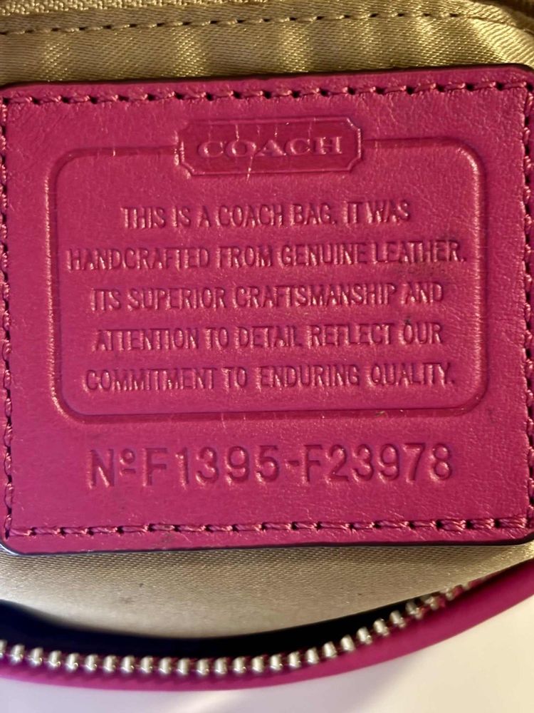 Vintage Coach Magenta Crossbody Shoulder Bag  w/ Charm F-23978