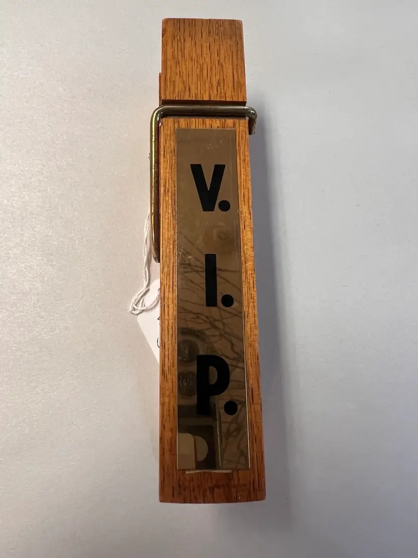 Wood Giant (6”) Clothespin/Paper Clip Desktop Note/Recipe Holder/letter sort