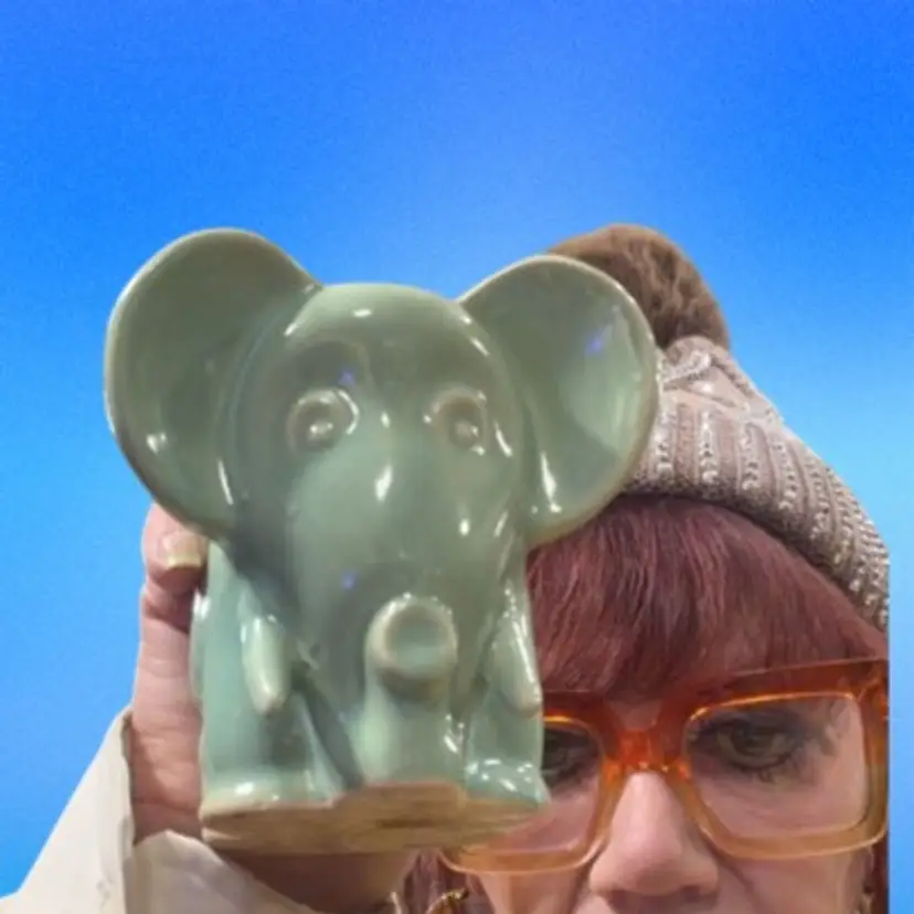 #21 - McCoy Elephant Planter