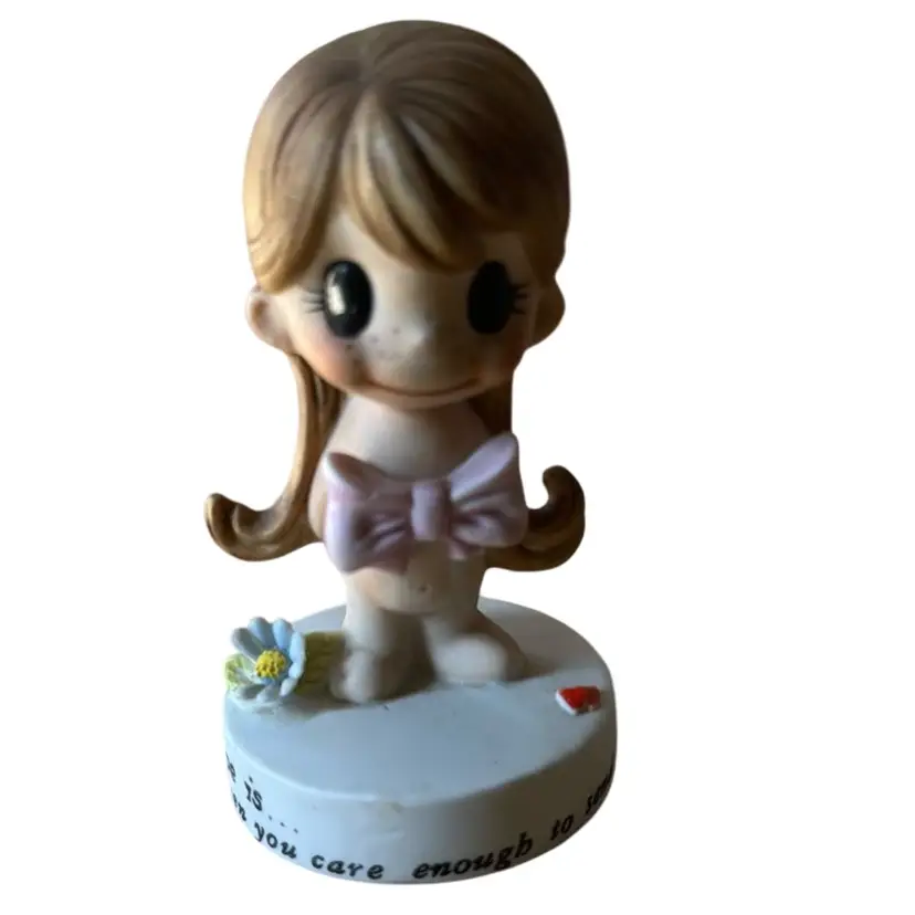 Figurine Kim Casali 1972 Love is. When you care enough to send the very Best